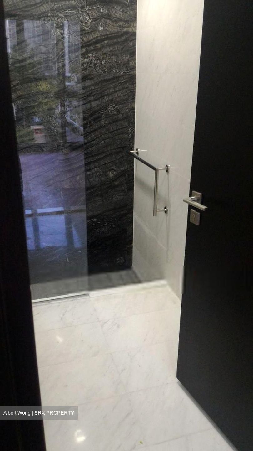 Jalan Lapang (D14), Condominium #453555901